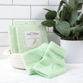 Load image into Gallery viewer, Moisturizing Heel Socks Retail - Green