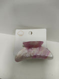 Load image into Gallery viewer, Pearl Effect Acrylic Hair Claw Clip
