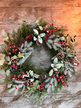 Load image into Gallery viewer, Christmas Morning Wreath