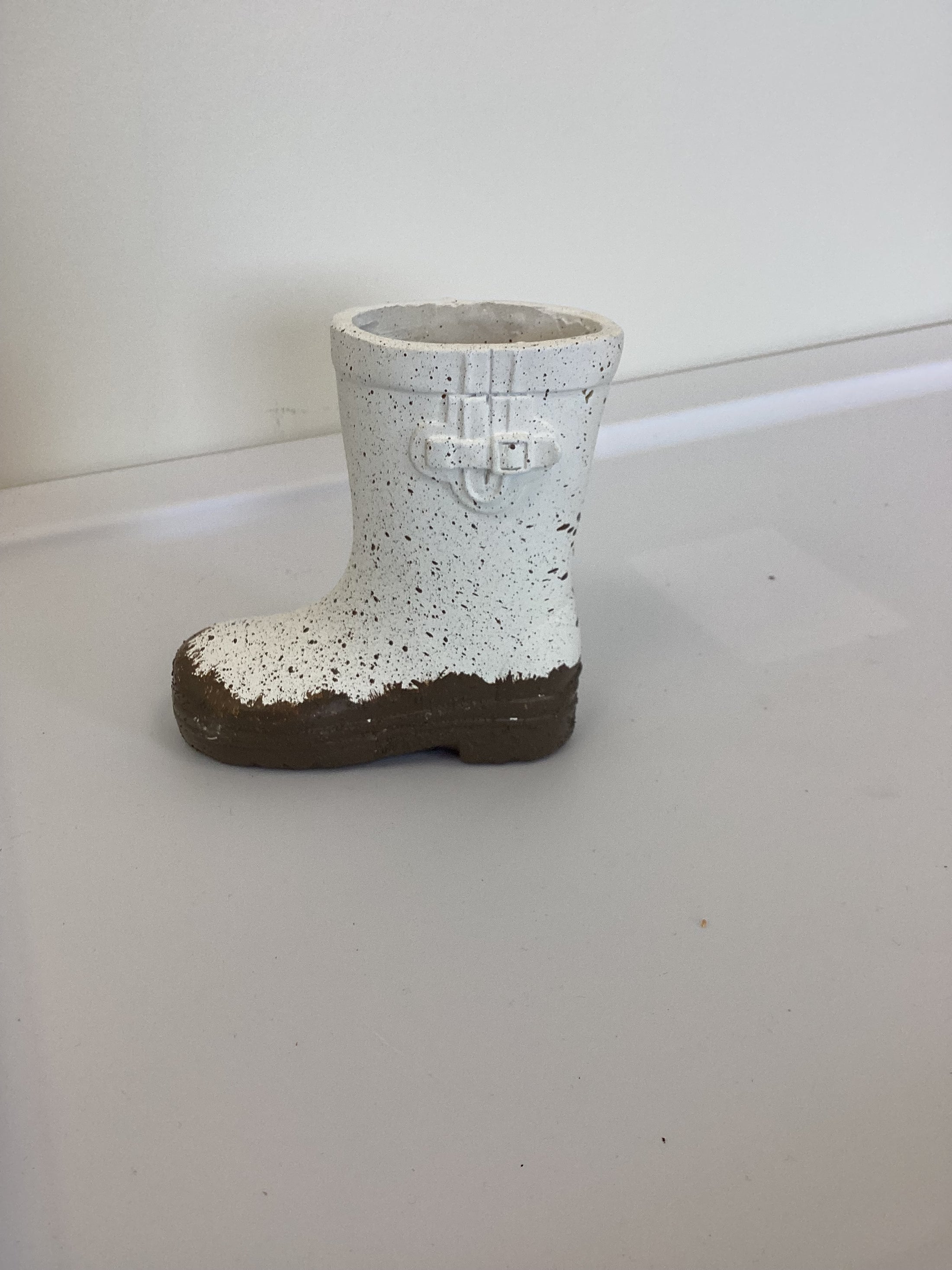 Resin Rainboot