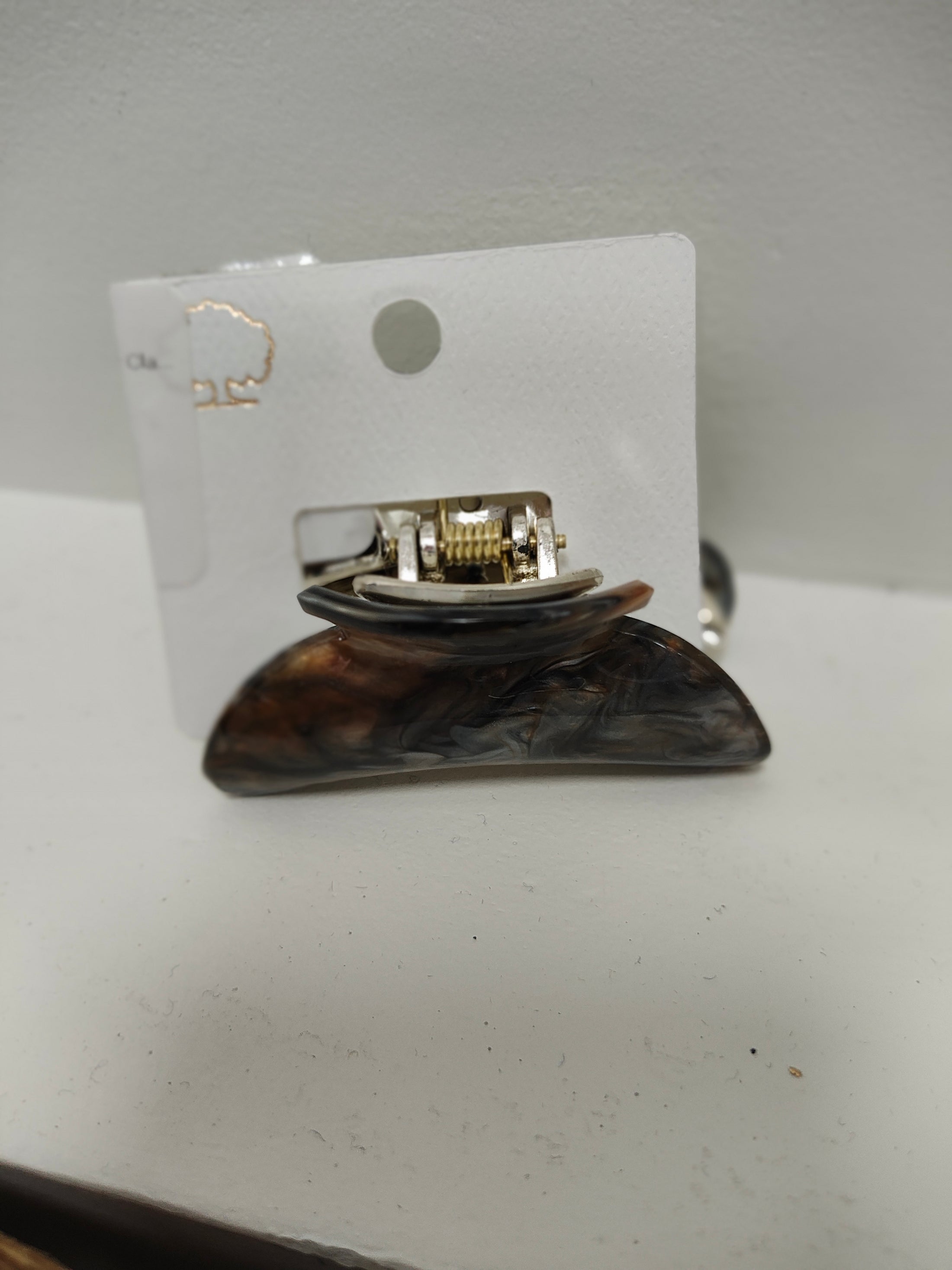 Pearl Effect Acrylic Hair Claw Clip