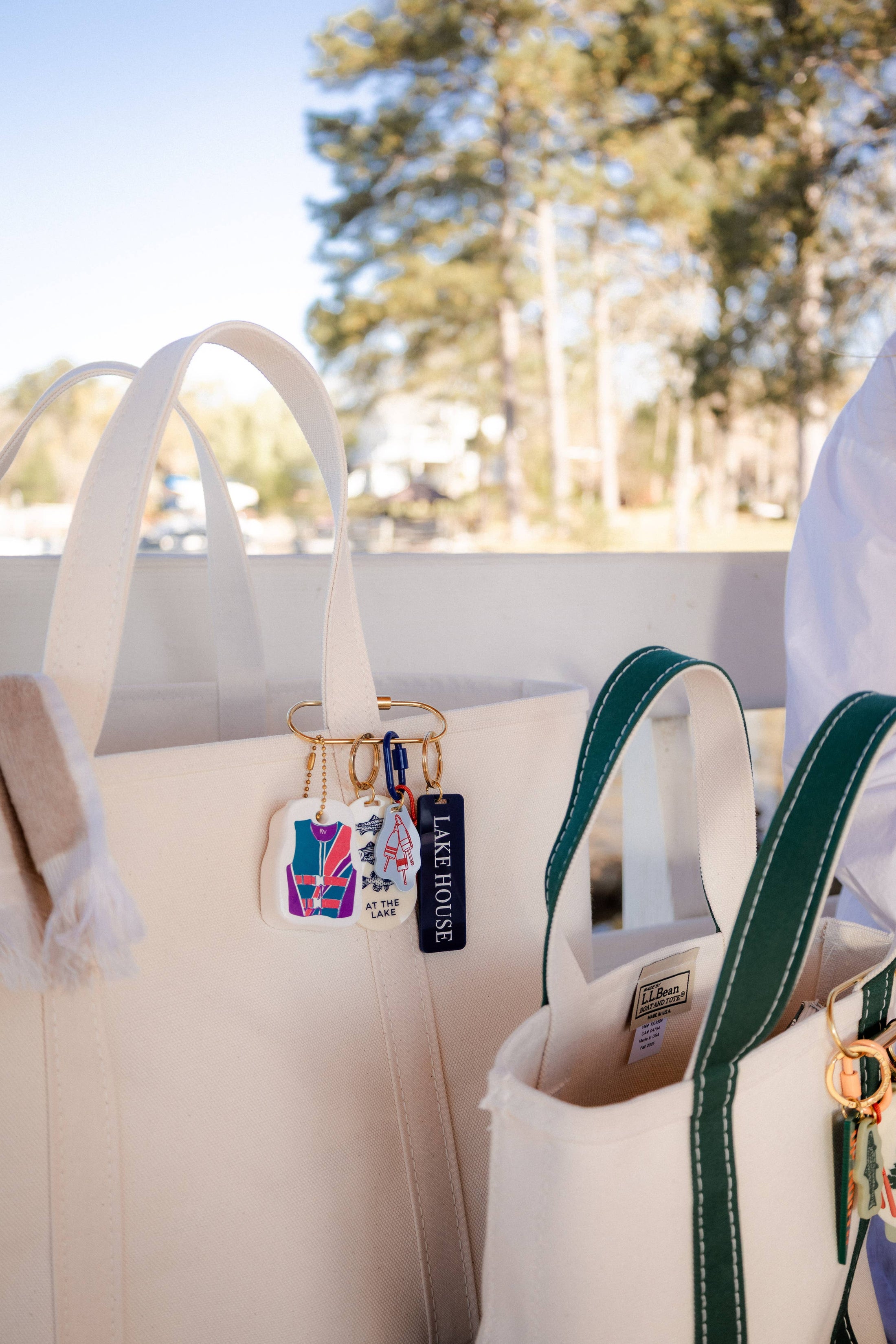 '90s Lifejacket Floating Keychain