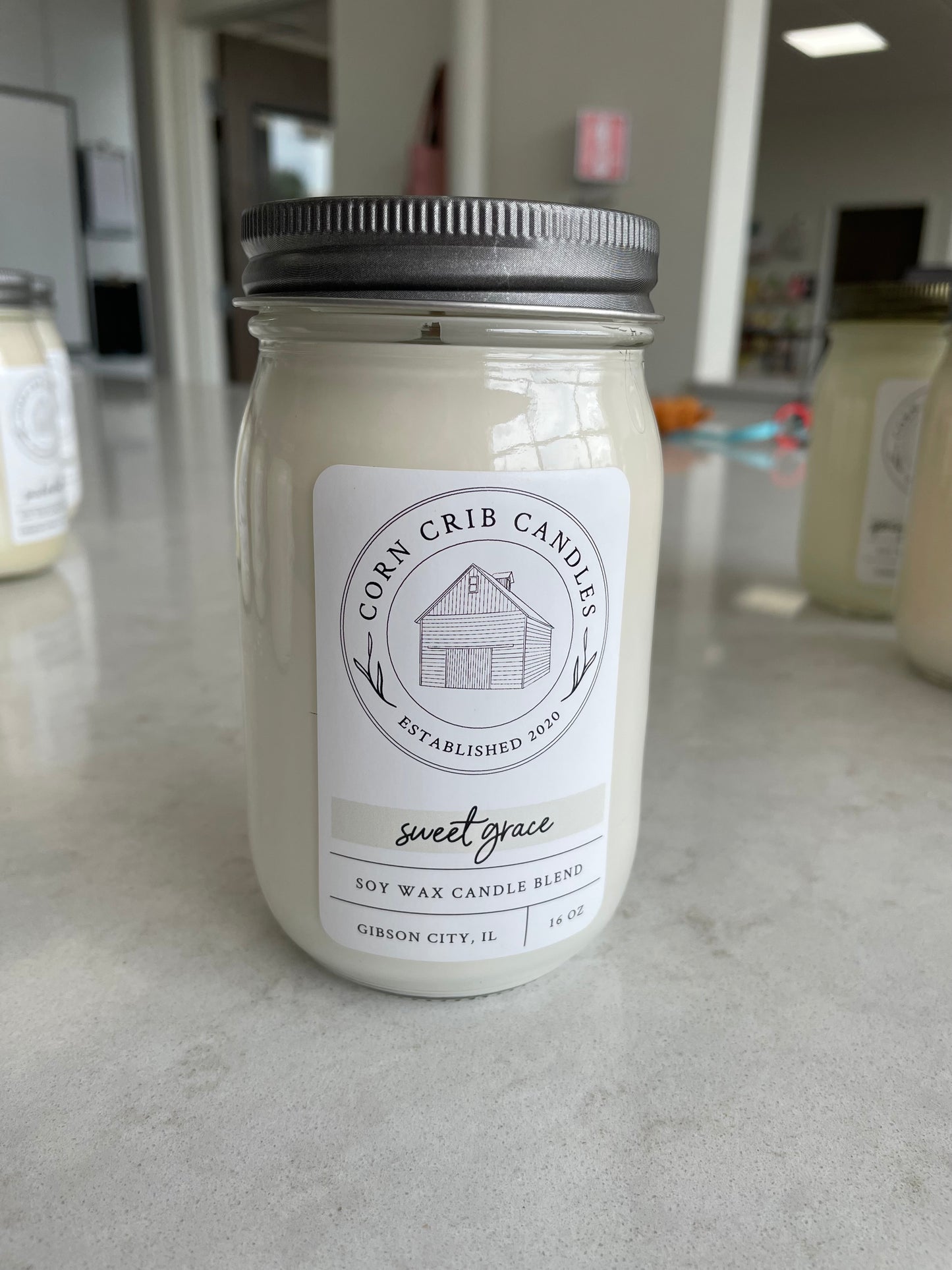 Candle 16 oz