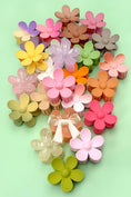 Load image into Gallery viewer, OVERSIZE MATTE FLOWER HAIR CLAW CLIPS | 40H459
