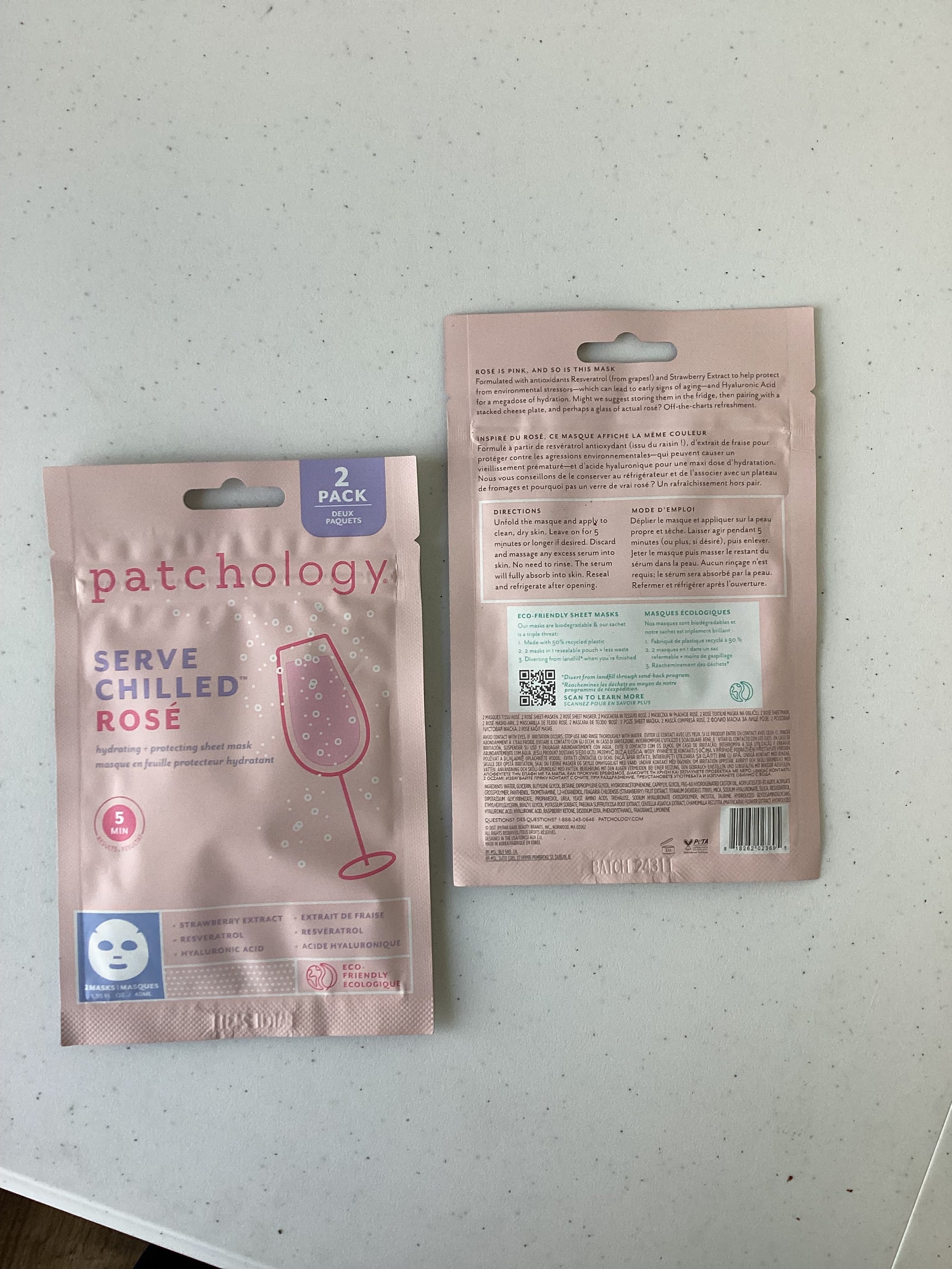 ROSÉ SERVE CHILLED
hydrating + protecting sheet mask