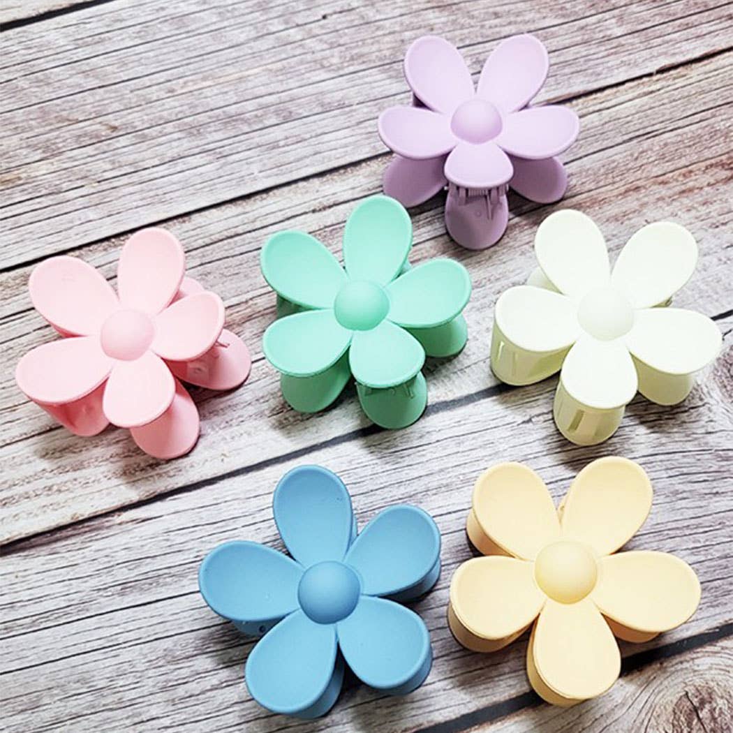 Matte Color Daisy Flower Hair Claw Clip