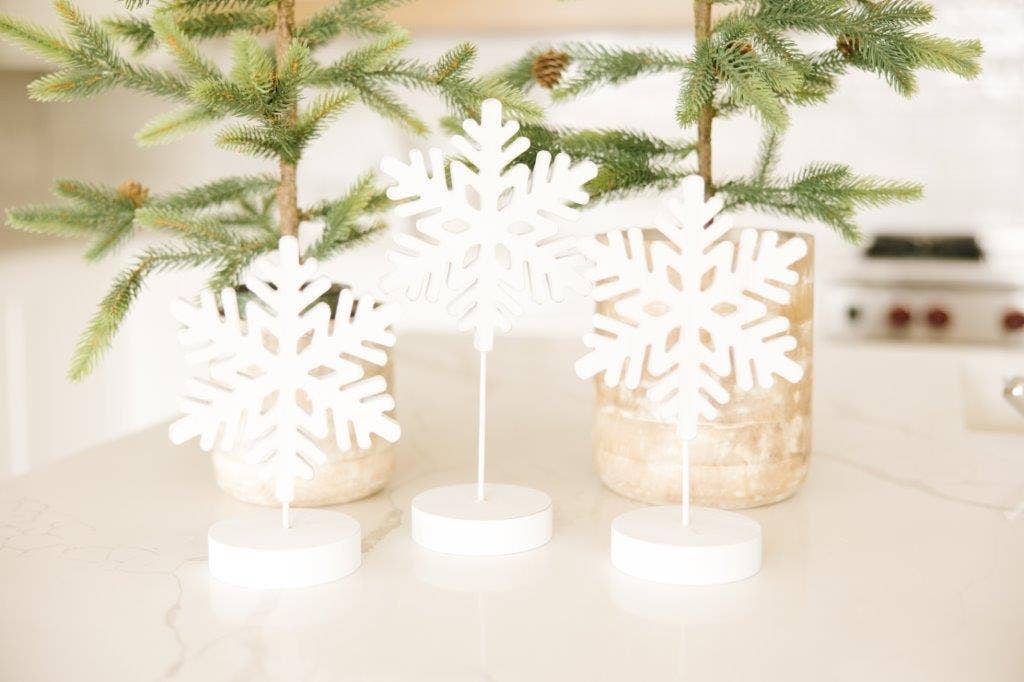 9", 10", 12" wood SNOWFLAKES CHRISTMAS Decor