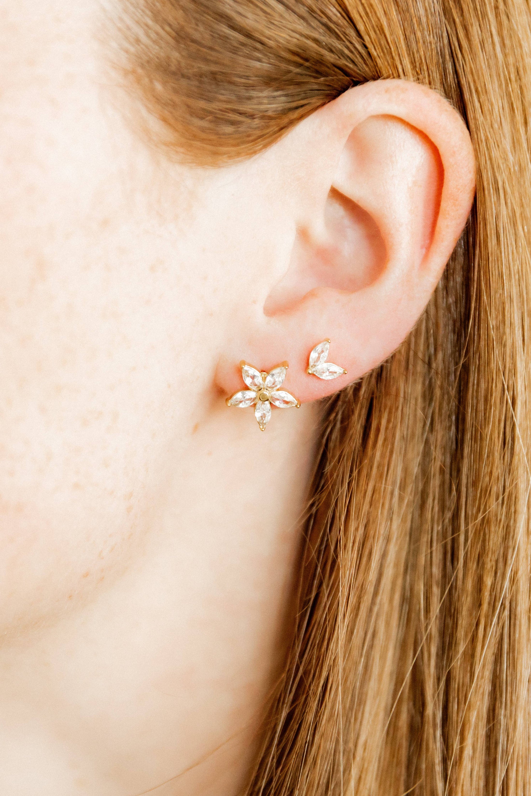 Screwback Stud Earrings - Lily