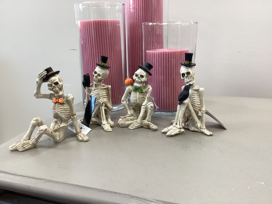 Resin Sitting Skeleton Decor