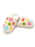 Load image into Gallery viewer, Indoor / Outdoor Slippers - Flowers w/ Hearts - White
