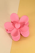 Load image into Gallery viewer, OVERSIZE MATTE FLOWER HAIR CLAW CLIPS | 40H459
