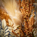 Load image into Gallery viewer, 24" DRIED PAMPAS WREATH
