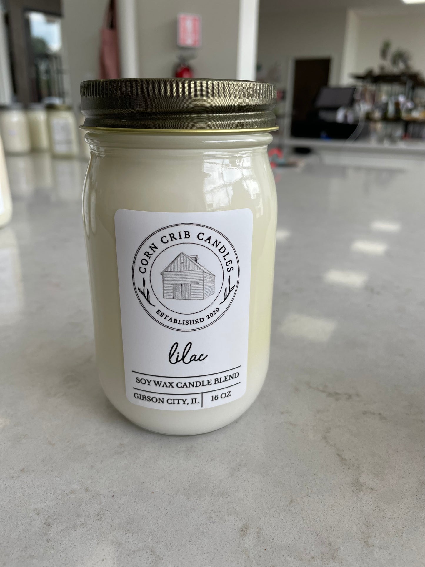 Candle 16 oz