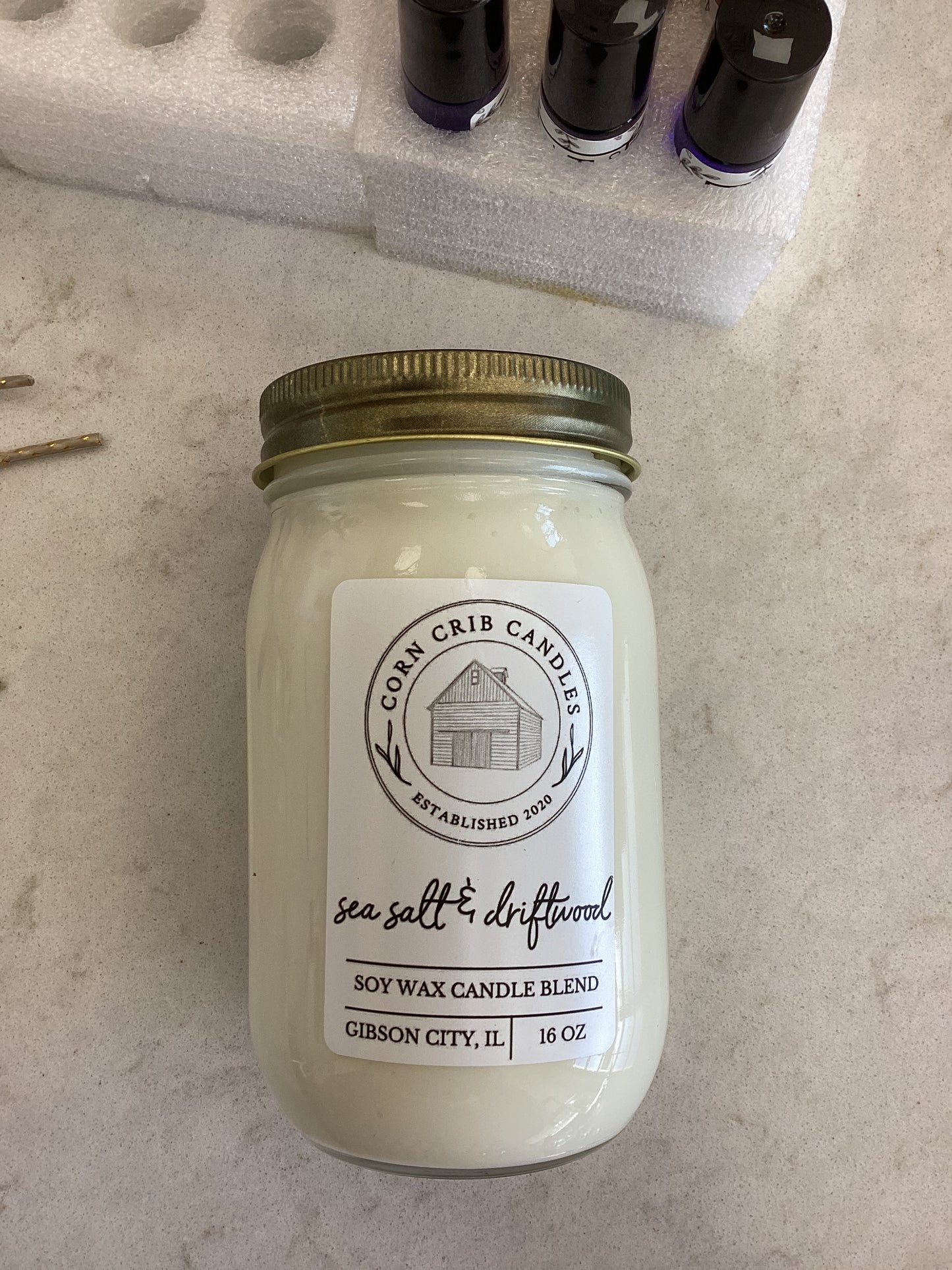 Candle 16 oz