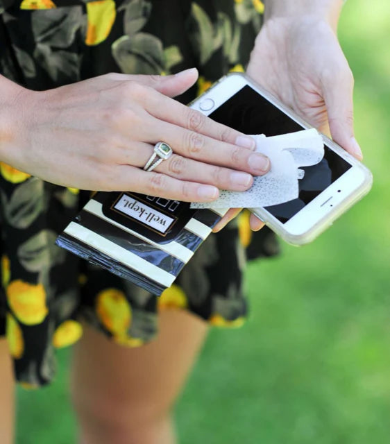 Hamptons Screen Cleansing Towelettes/Tech Wipes