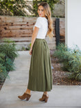 Load image into Gallery viewer, The Reed Pleated Midi Skirt
