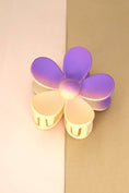 Load image into Gallery viewer, OVERSIZE MATTE FLOWER HAIR CLAW CLIPS | 40H459

