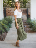 Load image into Gallery viewer, The Reed Pleated Midi Skirt
