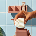 Load image into Gallery viewer, Self-draining Soap Dish - Terracotta
