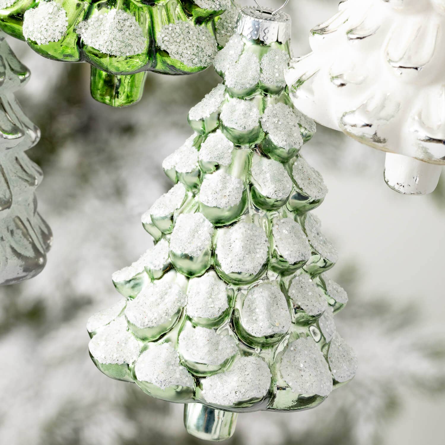 SNOWY TREE ORNAMENT 4 ASST