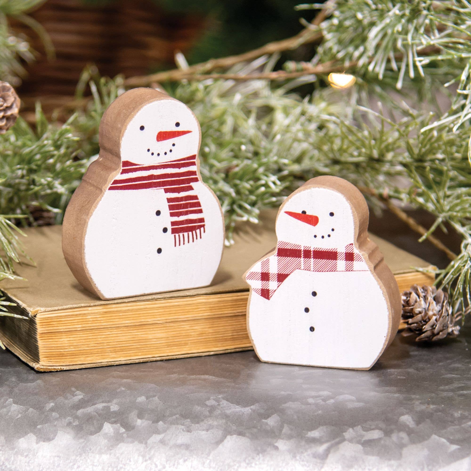 2/Set, Snowmen w/Scarves Chunky Wooden Sitters