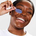 Load image into Gallery viewer, ICED SERVE CHILLED
FIRMING EYE GEL PATCHES
