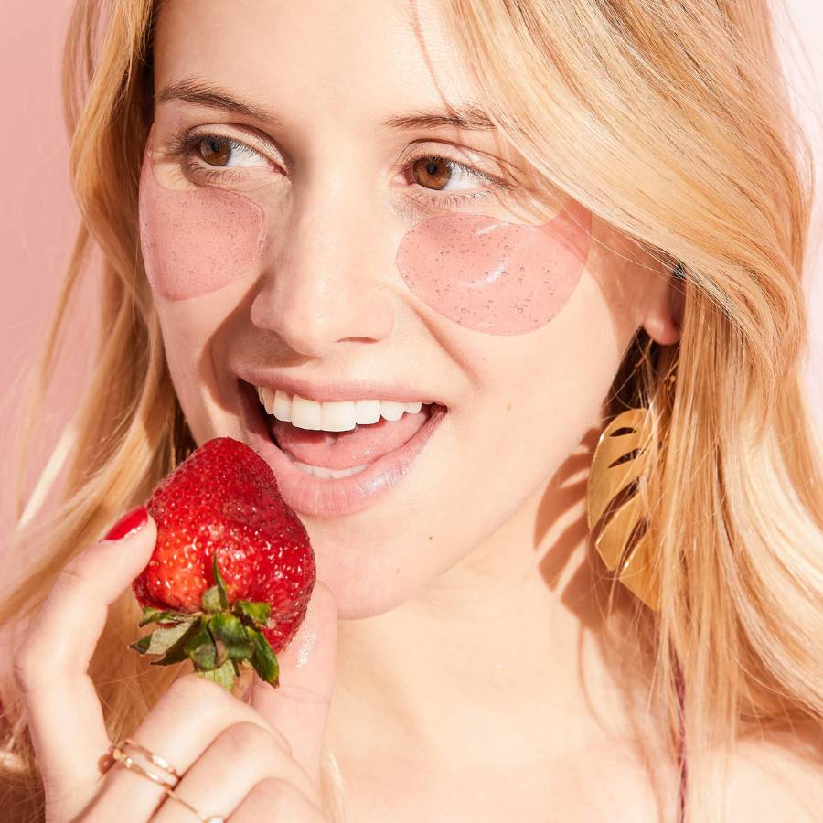 ROSÉ SERVE CHILLED
EYE GELS
PATCHES